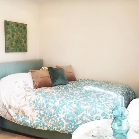 Emerald Mini Suite:Your Deluxe Studio In Kalamaria Θεσσαλονίκη Εξωτερικό φωτογραφία