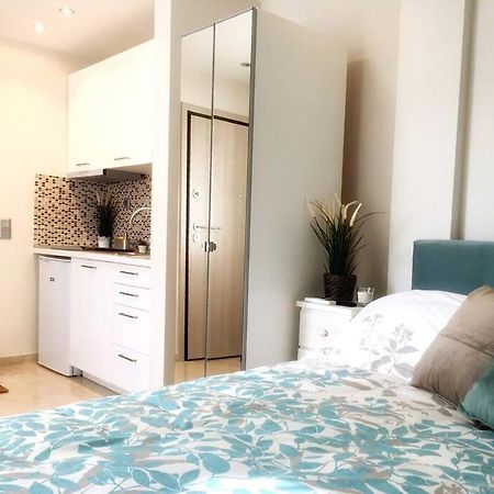 Emerald Mini Suite:Your Deluxe Studio In Kalamaria Θεσσαλονίκη Εξωτερικό φωτογραφία