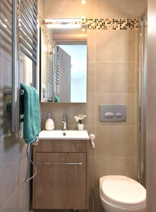 Emerald Mini Suite:Your Deluxe Studio In Kalamaria Θεσσαλονίκη Εξωτερικό φωτογραφία