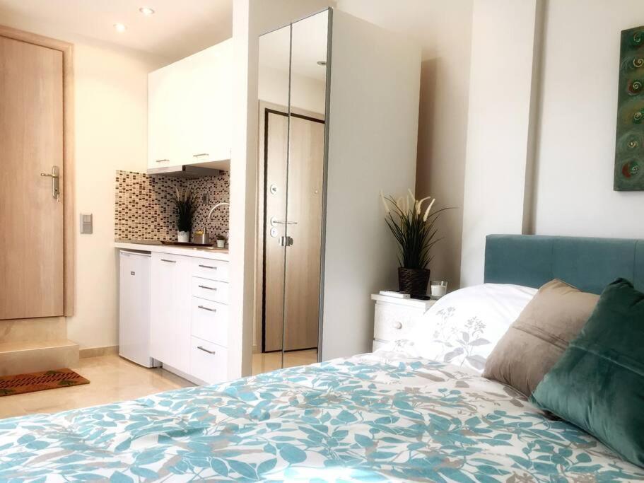 Emerald Mini Suite:Your Deluxe Studio In Kalamaria Θεσσαλονίκη Εξωτερικό φωτογραφία